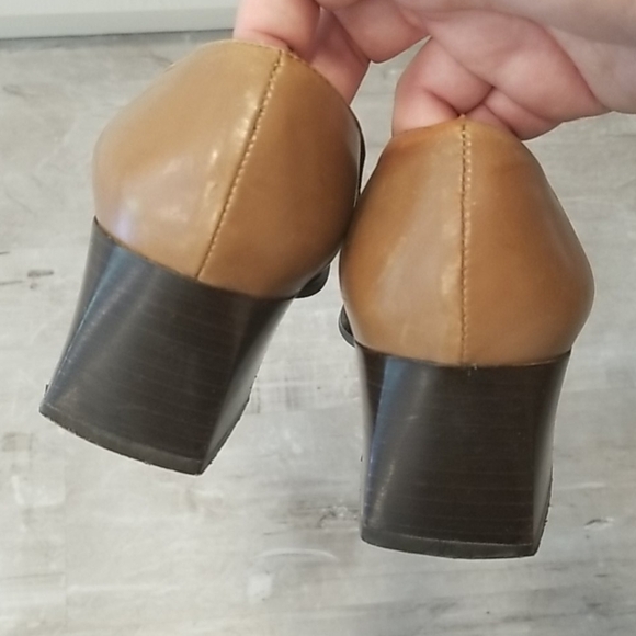 💕SAKS FIFTH AVENUE💕 Penny Loafer Leather Heels - Picture 10 of 13